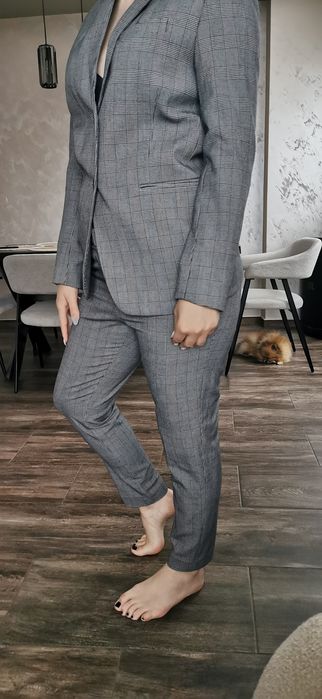 Дамски костюм на Next