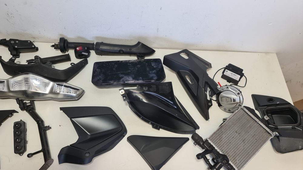 Furca BMW R1250RT   , roata fata etrieri , discuri stop scarite carene