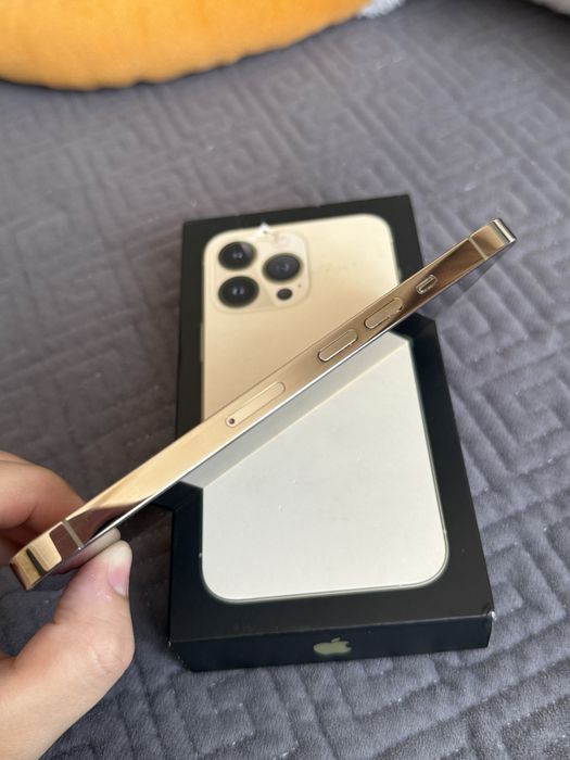 Iphone 13 pro gold