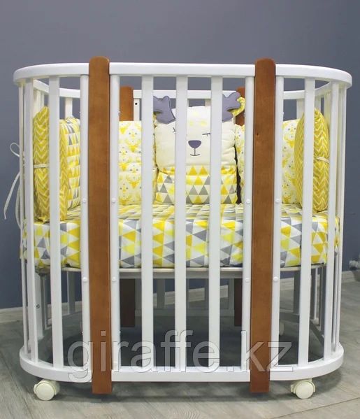 Детская кровать с двумя матрасами