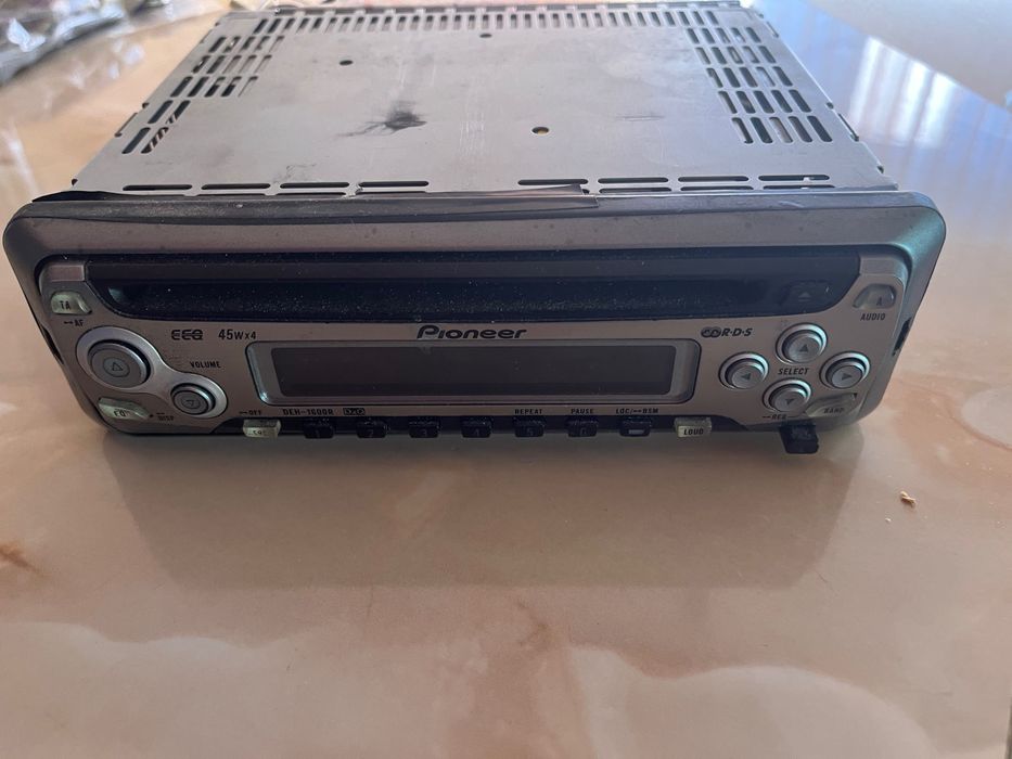 Радио за кола Pioneer