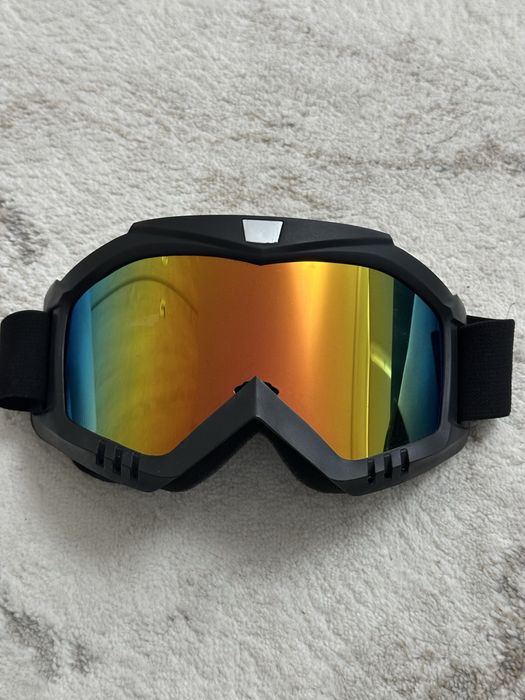 горнолыжные очки
