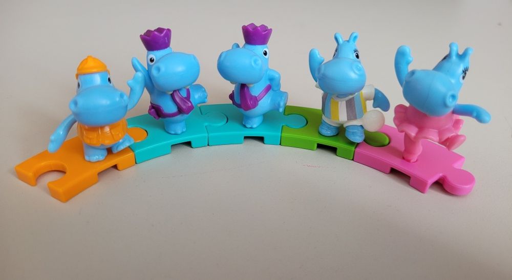 Киндер бегемот продам