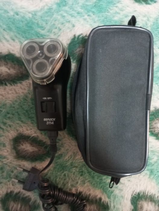 Продам электробритва "Бердск 3114"