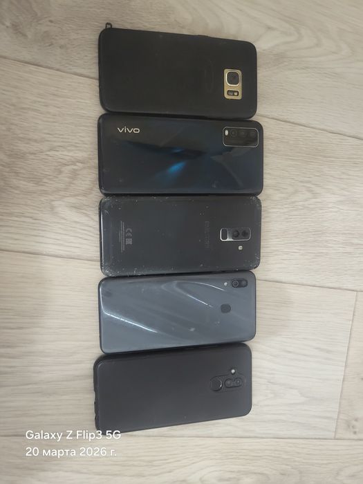 Продам телефоны на запчасти