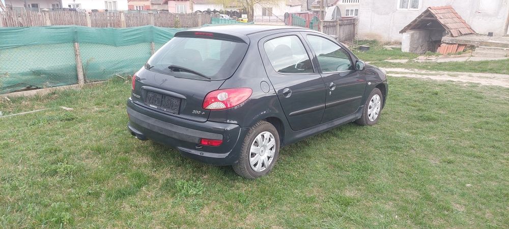 Vând  Peugeot 206... 2009