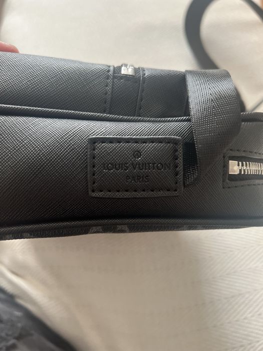Borseta Louis Vuitton Neagra