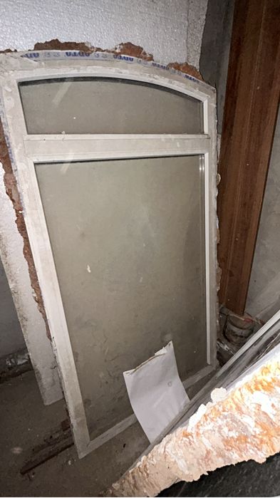 Продам пластиковые окна, 1,55*0,85
