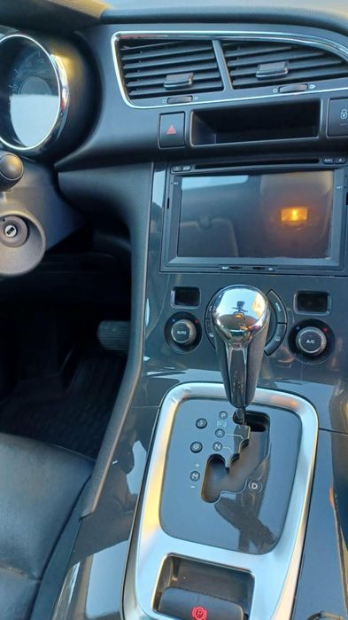 Peugeot 3008, 2012 година