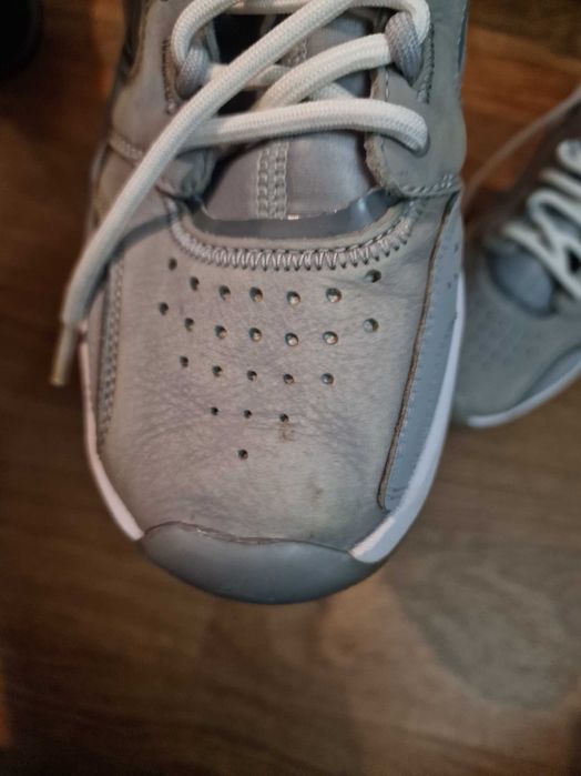 Nike Jordan Max Aura 2 – оригинални, номер 40, сиви