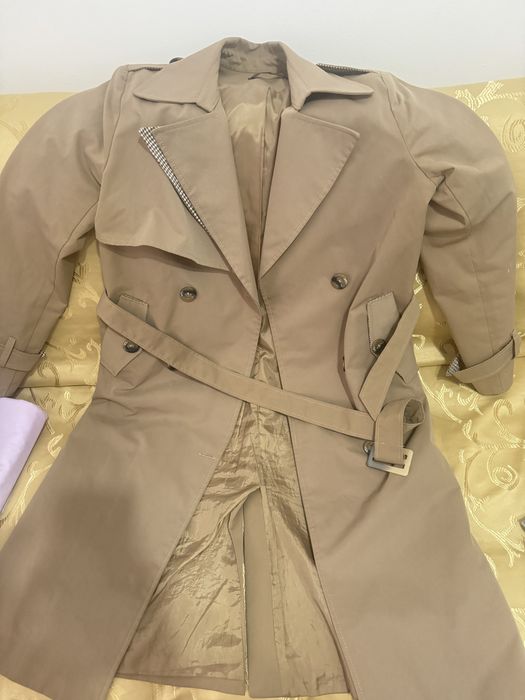 Тренч почти как новая 2000тг