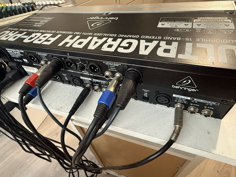 Egalizator - Behringer FBQ1502HD