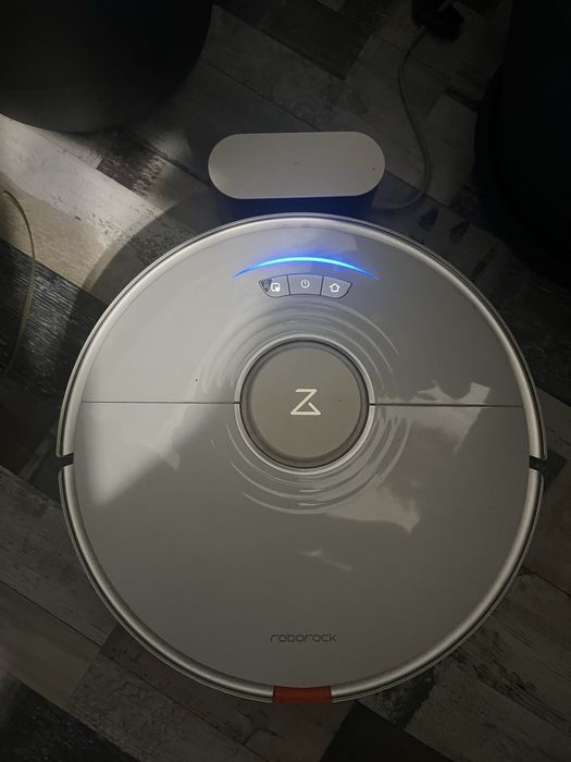 Roborock S7  робот прахосмукачка