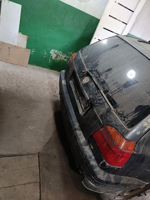 Продам по запчастям гольф 3