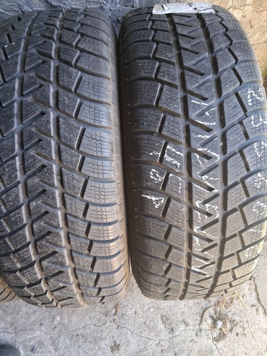 235 60 16 MICHELIN  4броя зимни