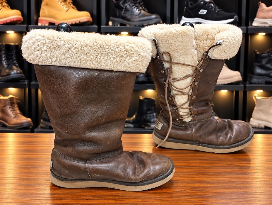 UGG Australia N 39 кожени високи ботуши