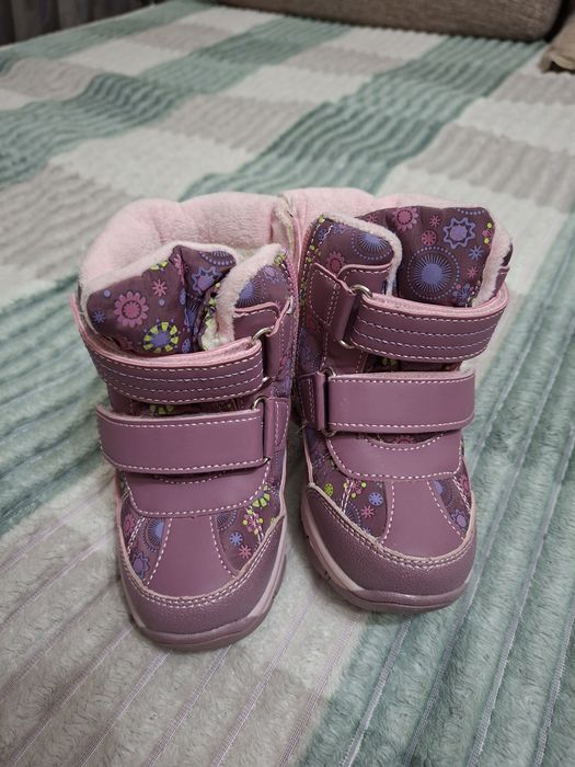 Зимние ботинки на девочку
