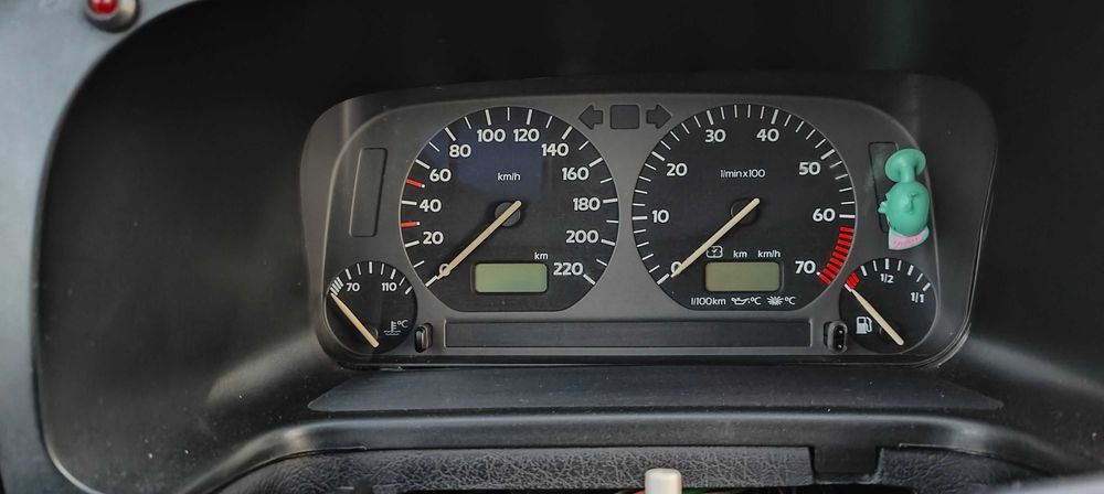 VW Golf 3 1.6 на части