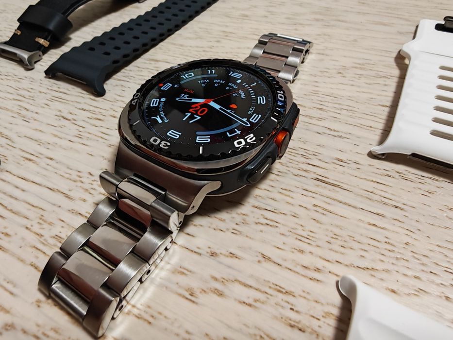 Samsung Galaxy Watch Ultra (LTE, 2025) 1 an  GARANTIE
