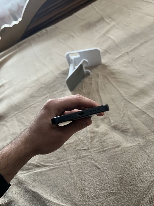 Продам Iphone 15 pro max 256 срочно