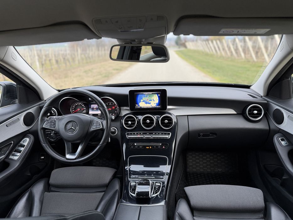 Mercedes-Benz C200 4Matic