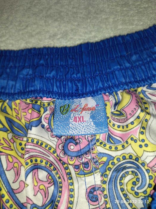 Шорты. размер 54 ( 4 XL )