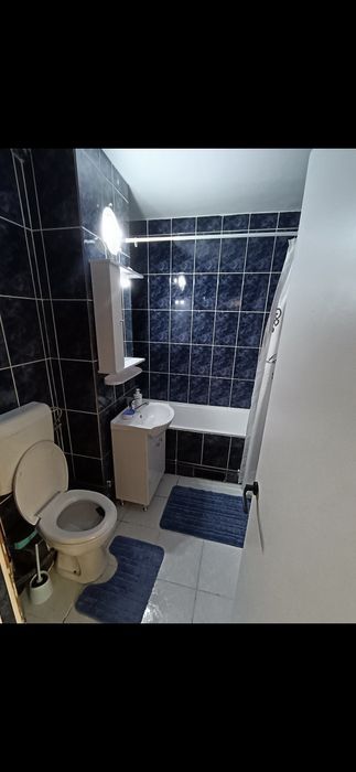 Inchiriez apartament zona Modern /Andrei Saguna