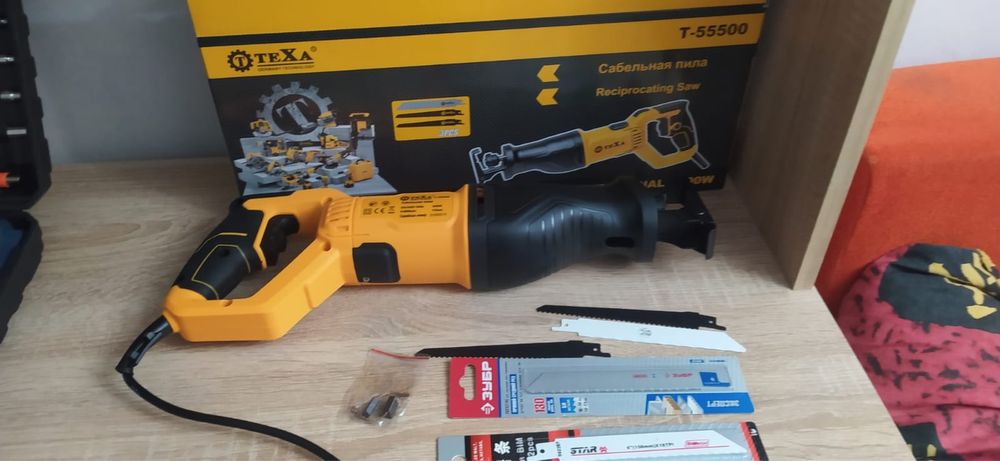 Продам сабля пилю