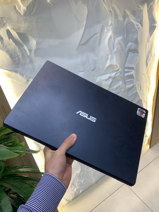 Asus 256/4 office noutbuk