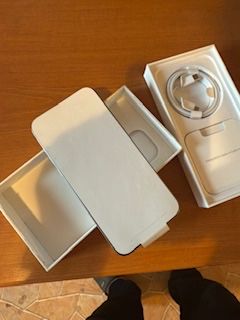 Iphone 15 pro max 99% baterie stare ca nou 10/10