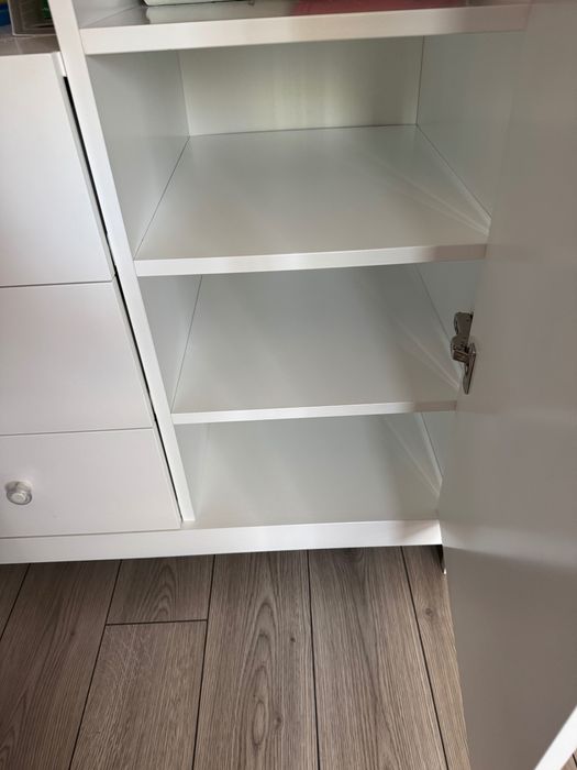 Гардероб и скрин за бебе