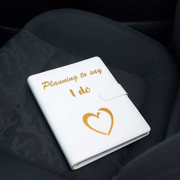 Planner agenda nunta - nou, alb lb. Engleză
