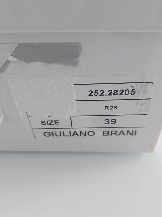 Продам лоферы кожа 100%