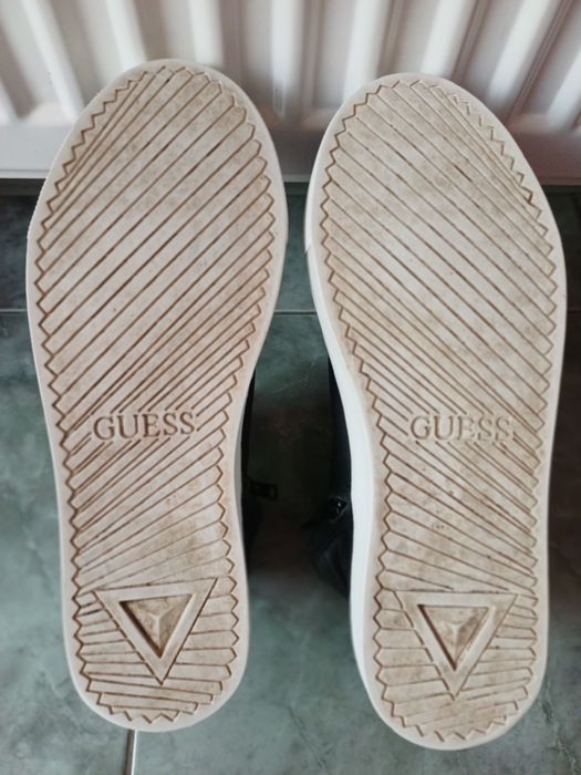GUESS  обувки от естествена кожа