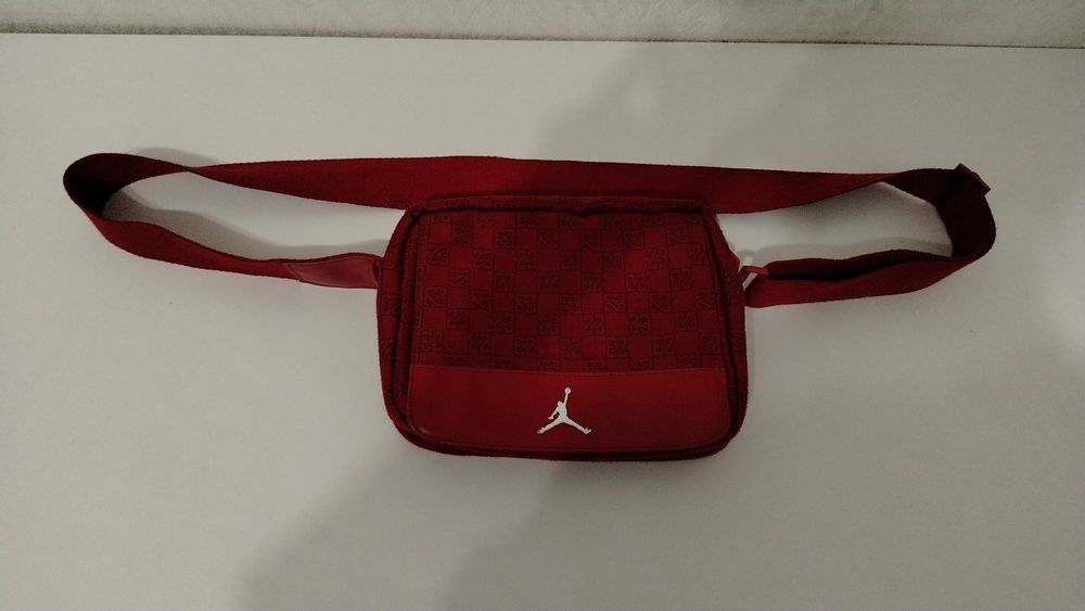 Сумка через плечо Jordan