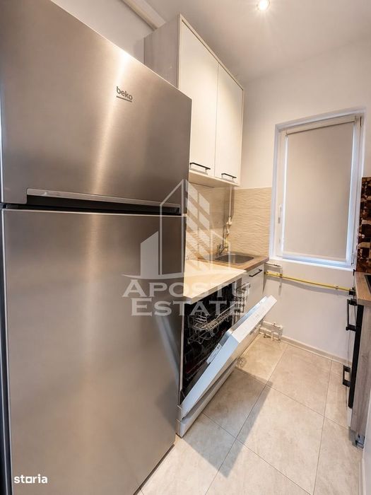 Apartament 2 camere de vanzare, bloc anvelopat, Ghe Lazar, Timisoara