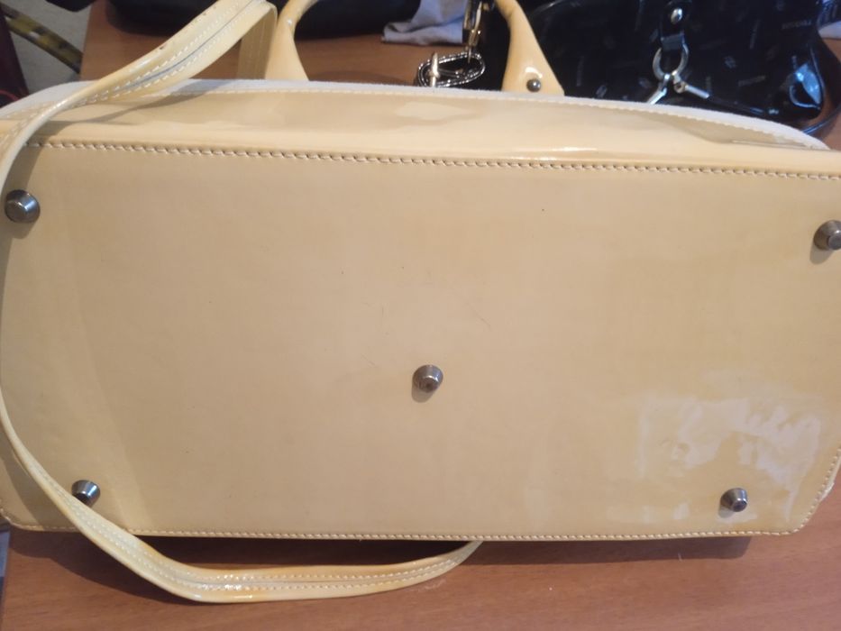 Сумки женские, и на пояс