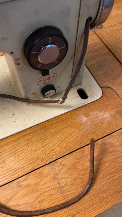 Masina cusut Veronica