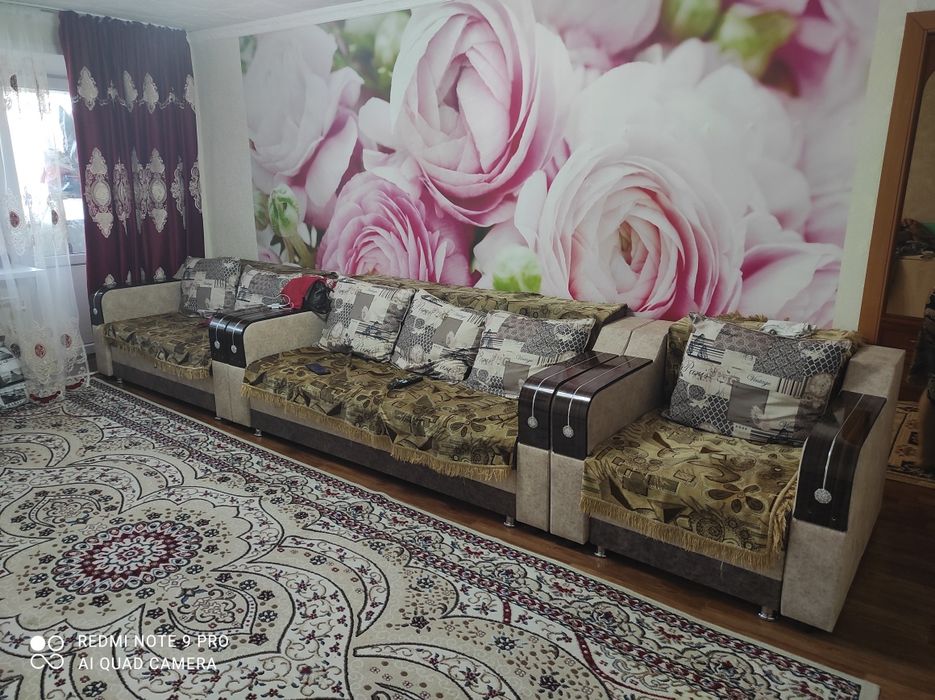 Поклейка обоев качественно