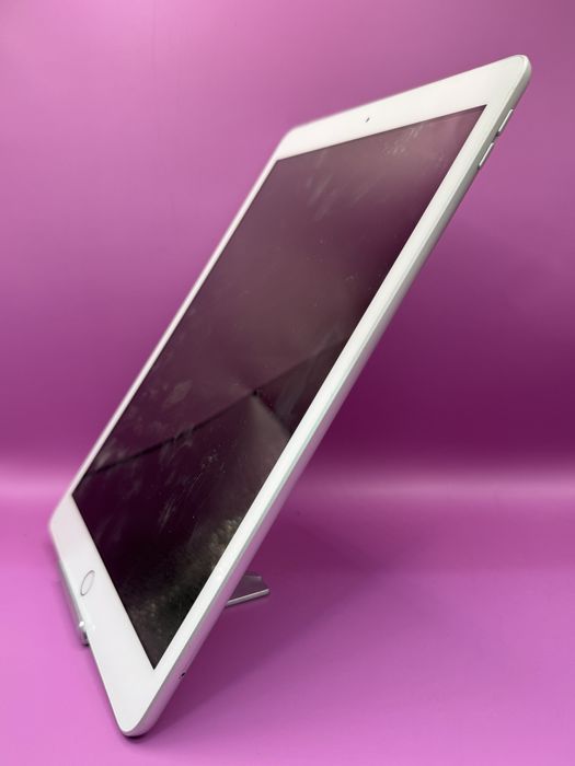 IPAD 7 128Gb •Matei Amanet Margeanului• 2247