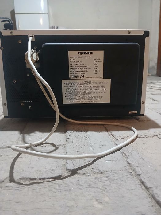 Микроволнова печь Nikai