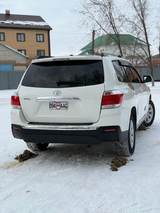 Тойот Хайландер 2