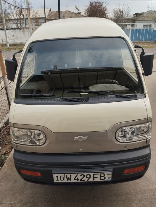 Автомобиль дамас