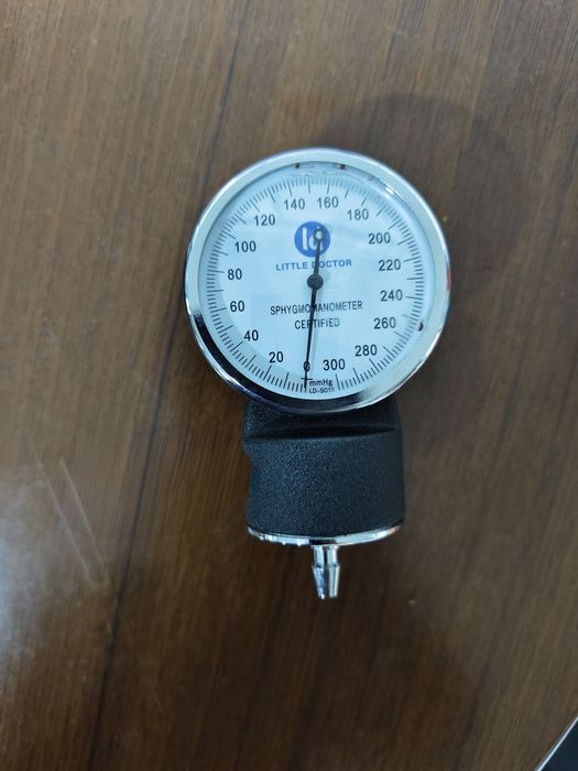 Манометр для тонометра