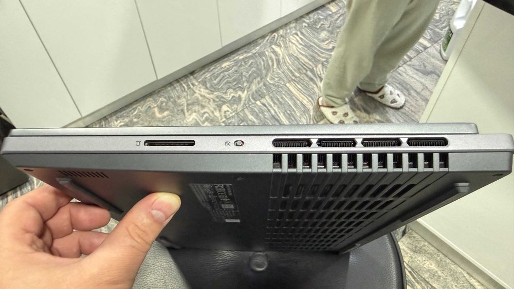 Laptop Gaming Lenovo Legion Intel i7, DDR5 16GB,SSD 512GB, RTX4070 8GB