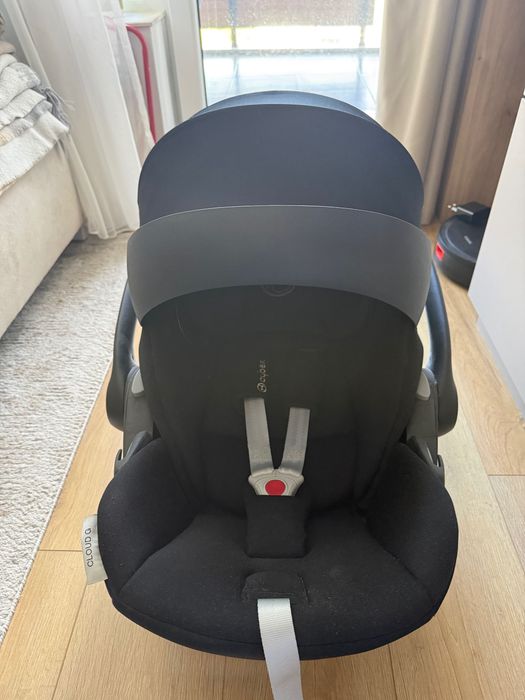 Столче за кола Cybex Cloud G i-Size 0-13 кг Magic Black + подложка за новородено