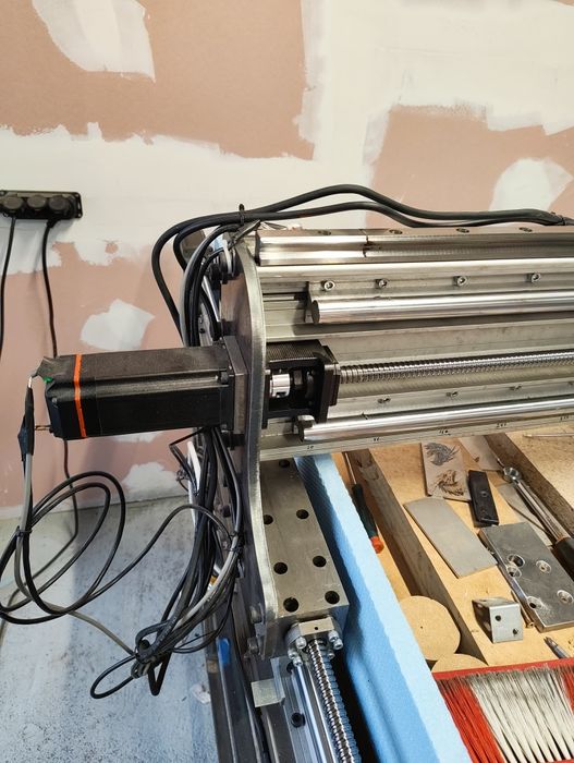 ЦПУ фреза за дърво (CNC DIY MILL)