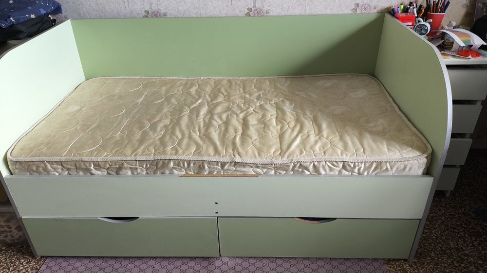 Продам детскую кровать