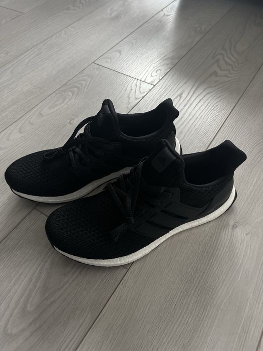 Обувки adidas boost