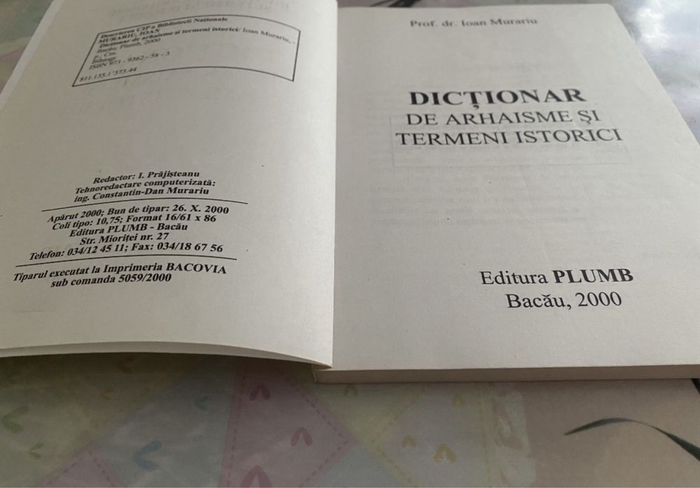 2 Dictionare de termeni istorici/Gabriel Leahu/Ioan Murariu
